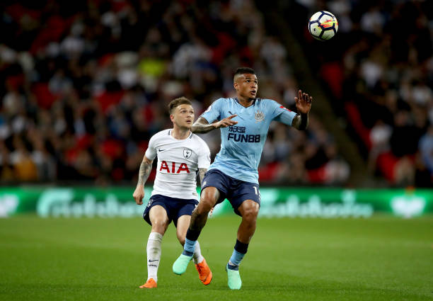 员在水中的 员在水中的