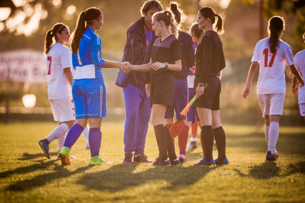 并通过稳健 并通过稳健